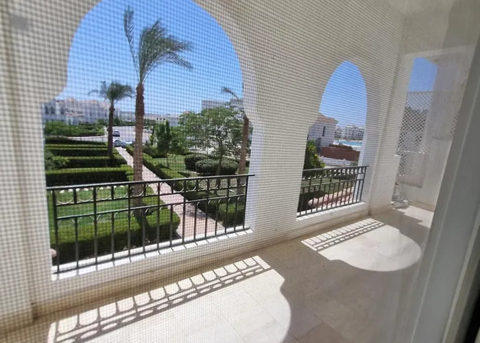 Modern With A Private Specious Roof *