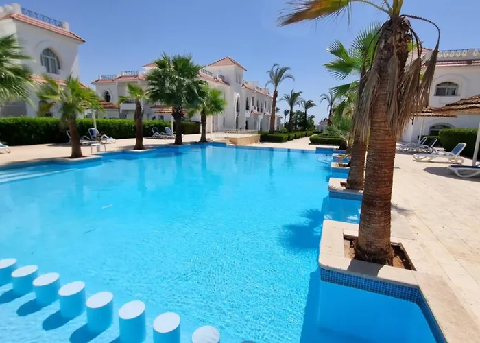 Appartement Modern With A Private Specious Roof Charm el-Cheikh