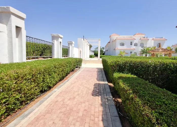 Appartement Modern With A Private Specious Roof Charm el-Cheikh