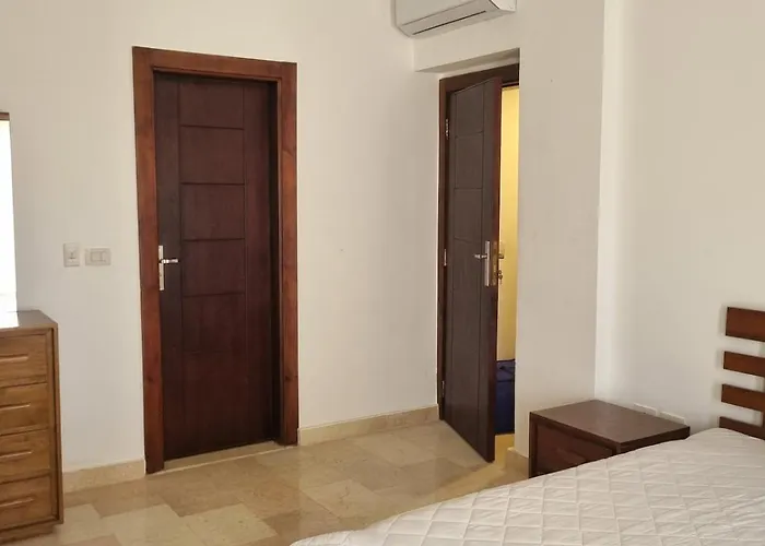 Modern With A Private Specious Roof * Charm el-Cheikh