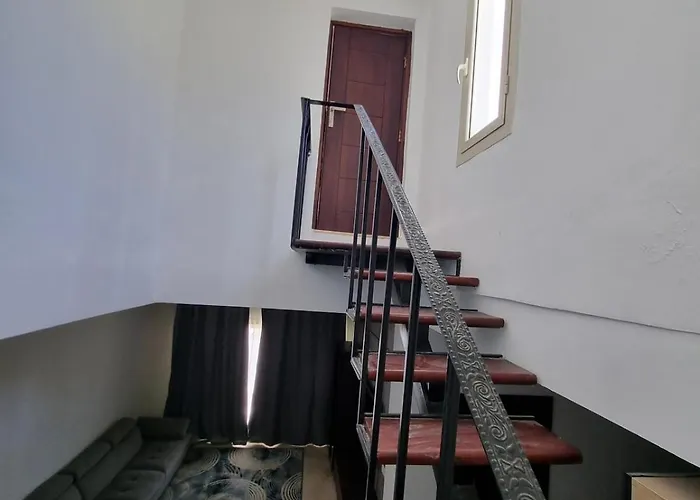 Appartement Modern With A Private Specious Roof *